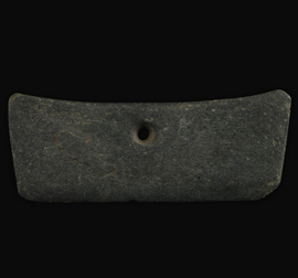 Saddle-shaped stone knife